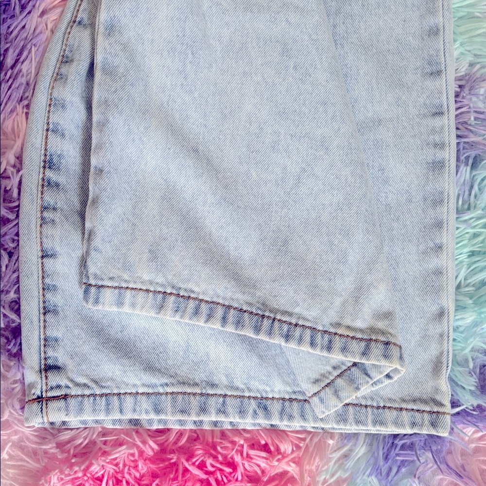 Cotton On Light Blue Low Rise Baggy Jeans - Picture 6 of 6